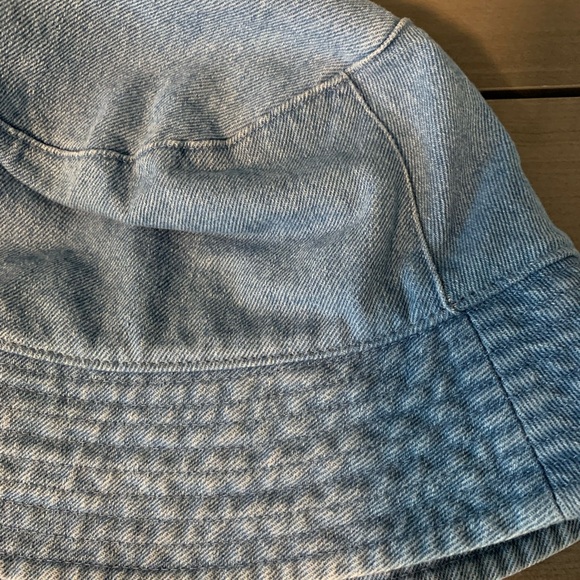 GAP denim bucket hat - Picture 4 of 5